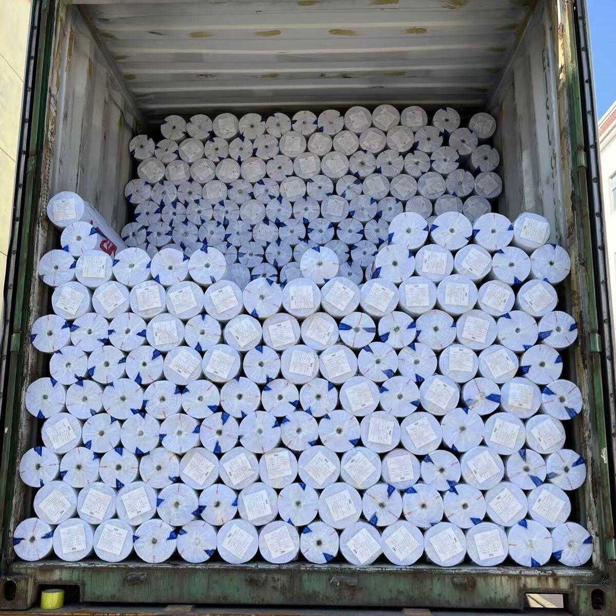 Liquid waterproof reinforcing membrana